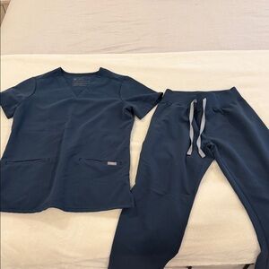 Figs Scrubs Set!